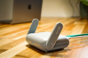 chi phí lắp mạng FPT và modem Wi-Fi 6 tặng kèm