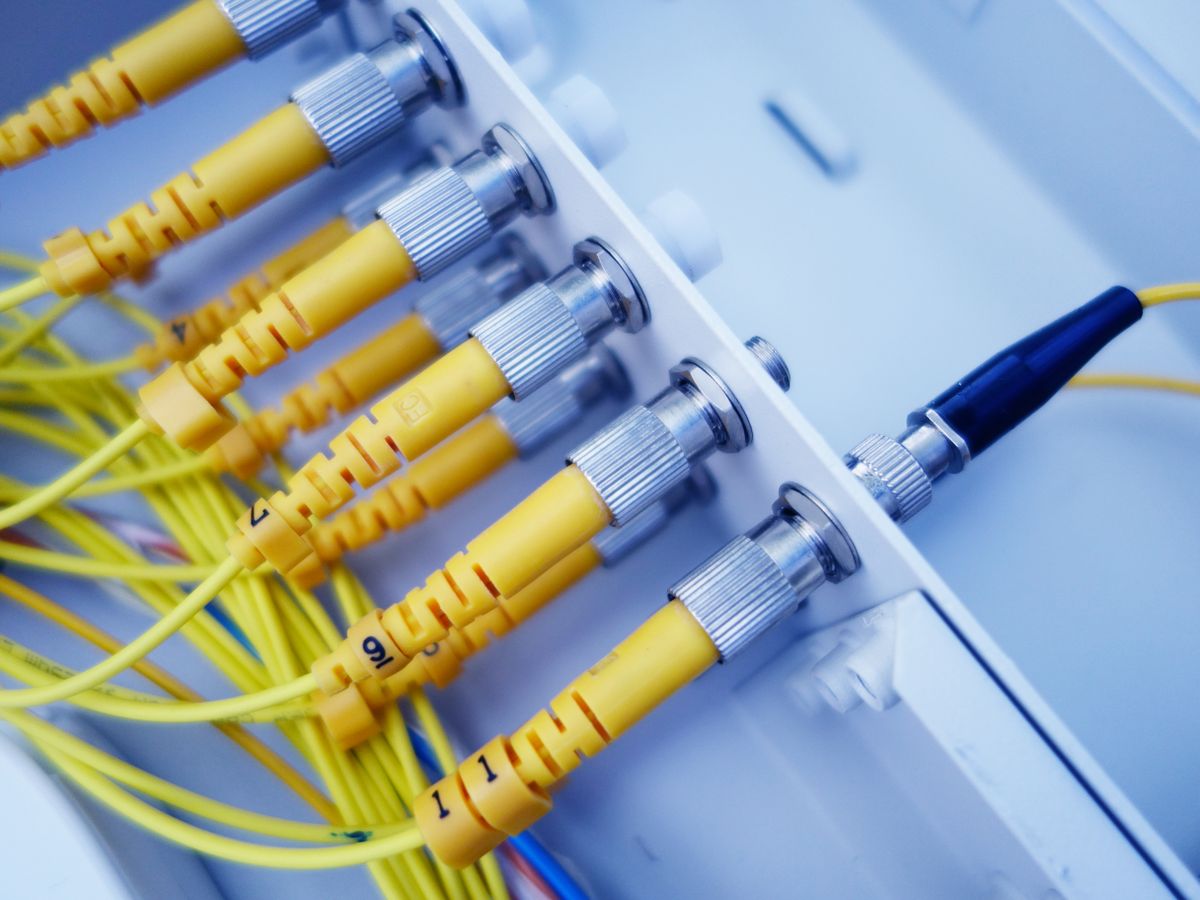 Đứt cáp quang biển ảnh hưởng đến tốc độ internet quốc tế